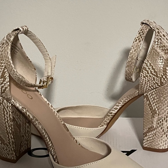Aldo Stacked 3 1/2 in. Leather Heels. Sz 8. Worn twice. Paid $120. $65 OBO - Picture 2 of 5